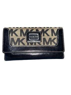 Michael Kors Brookville Carryall Signature Monogram Canvas and Leather Trifold W